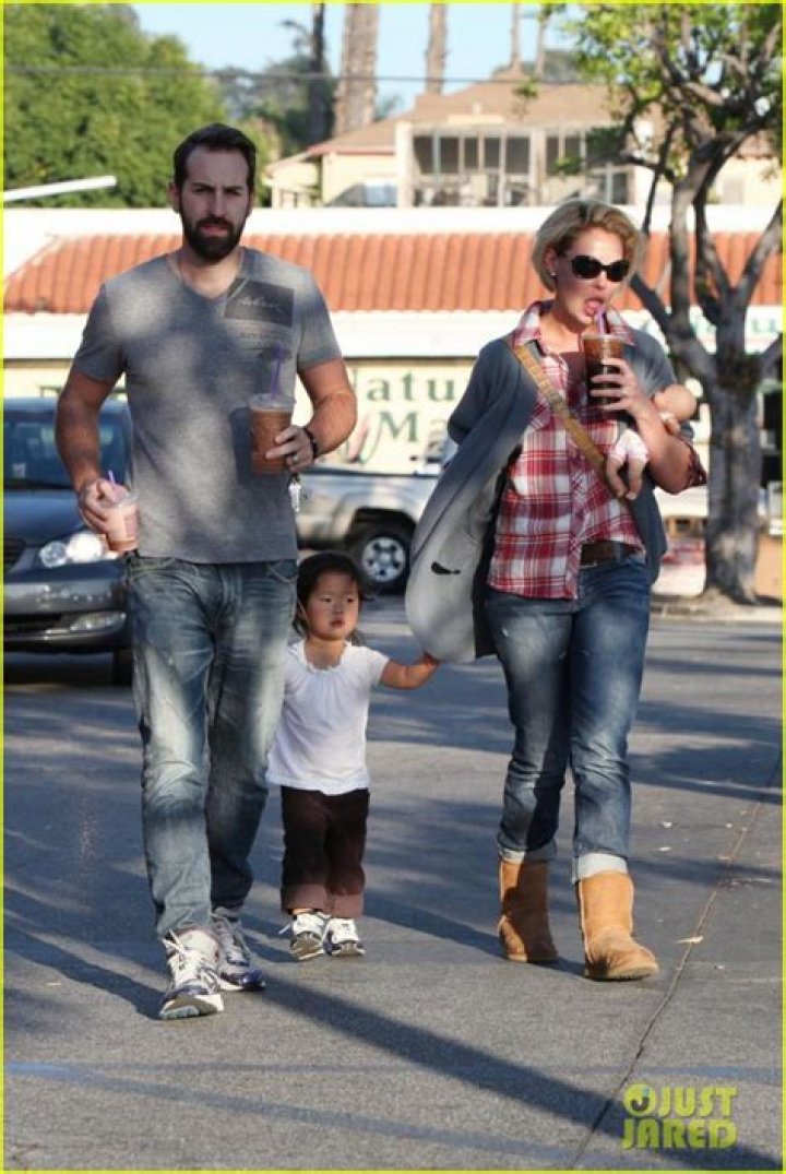 Josh Kelley Net Worth - ZedBlog